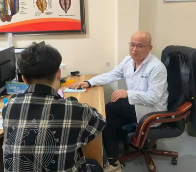 南昌市|男科医师高朋磊：守护男性健康，专业男科诊疗
